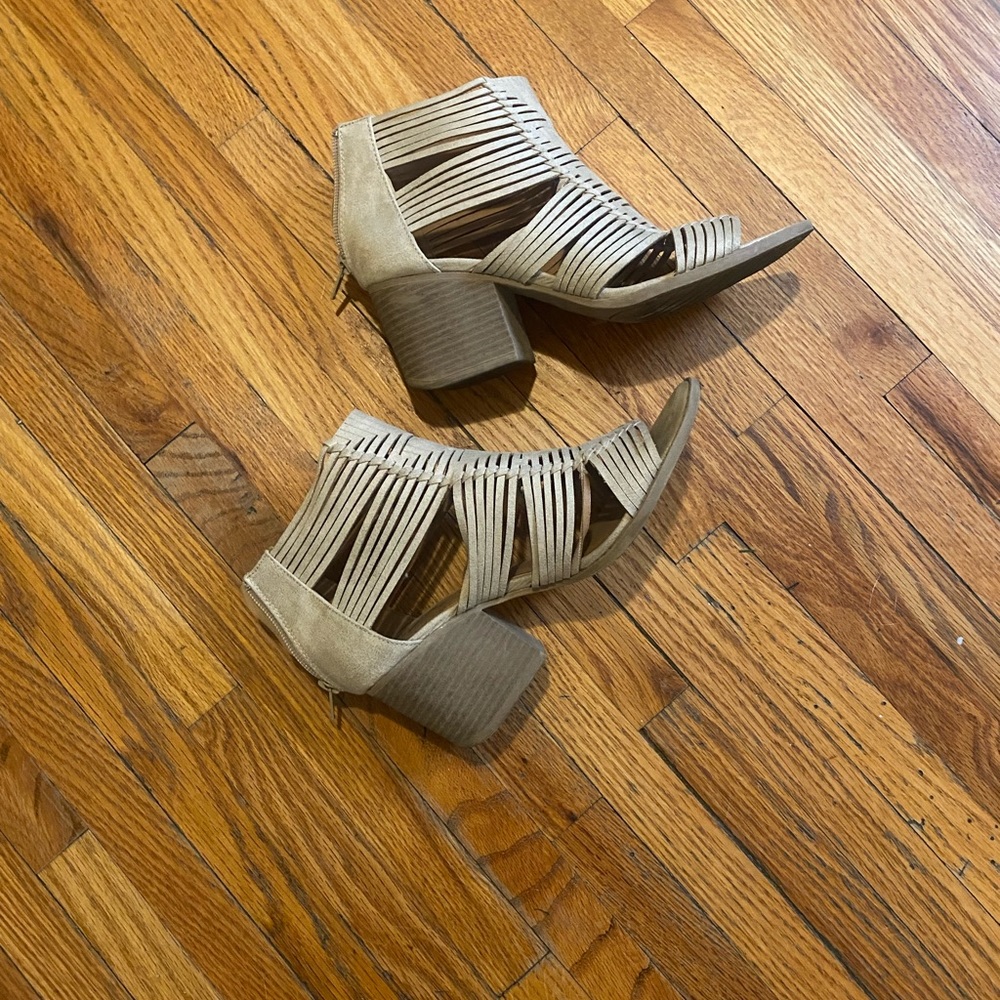 Size 7 light sand woven block heel